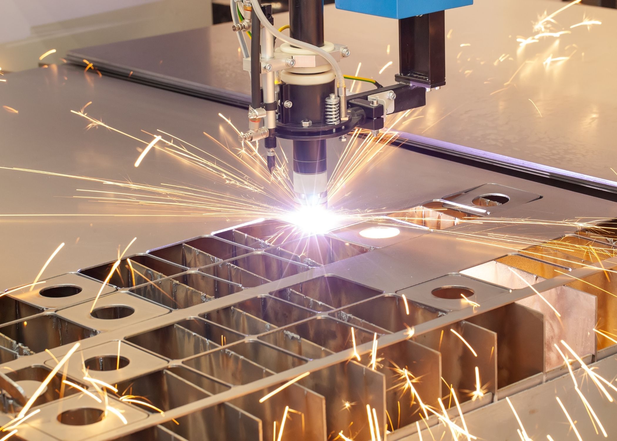 Why Your Business Should Outsource Its Laser Cutting